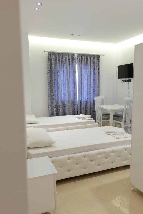 Hotel Dior Саранде Екстериор снимка
