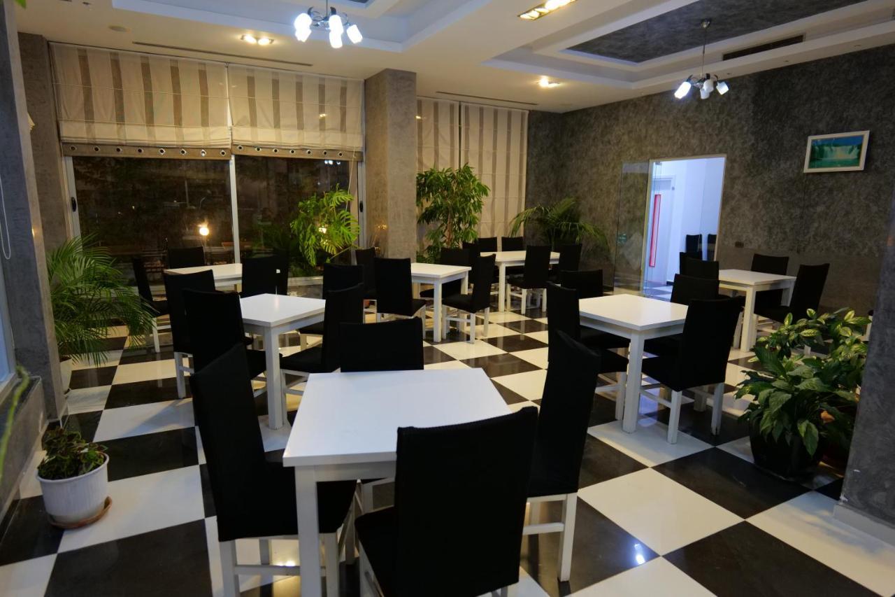 Hotel Dior Саранде Екстериор снимка