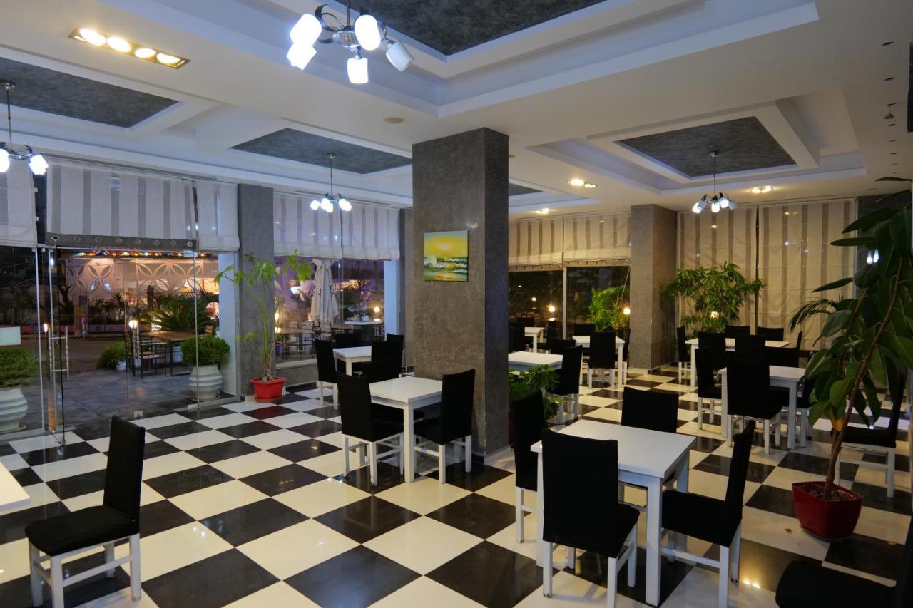 Hotel Dior Саранде Екстериор снимка